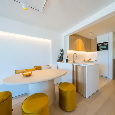 Beautiful With Direct Sea View Apartman Middelkerke